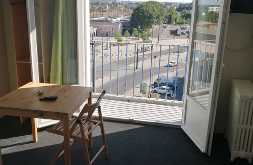 Angouleme Hotel | Hotel d Orléans