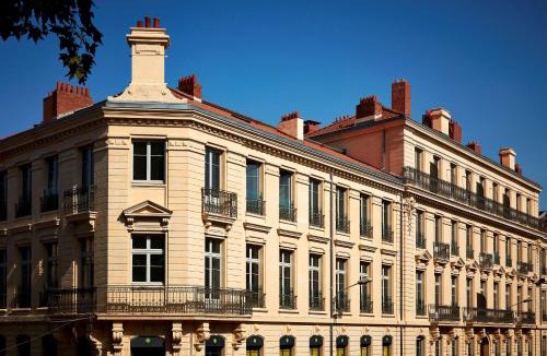 Avignon City Centre Hotel | Hotel De Cambis Best Western Premier Collection