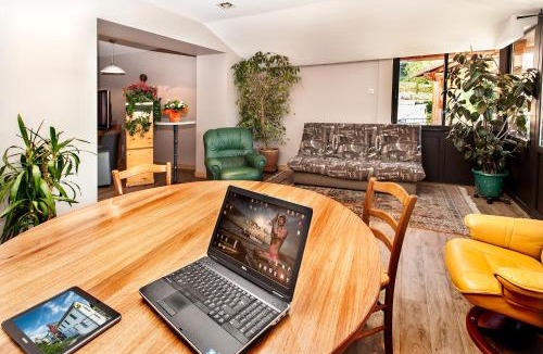 Chaudeyrac Hotel | Hotel de France