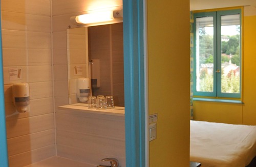 La Tour-du-Pin Hotel | Hotel de France