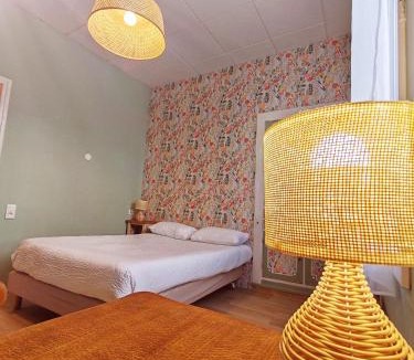 Les Halles - Valliere Hotel | Hotel de France