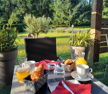Langeac Hotel | Hotel de l'Ile d'Amour