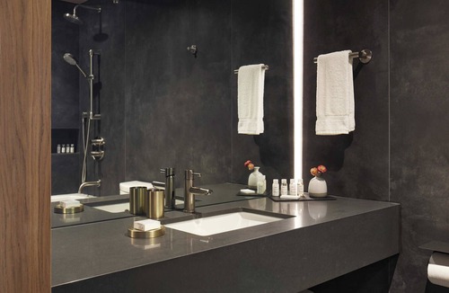 Plateau Mont Royal Hotel | Hotel de l'ITHQ