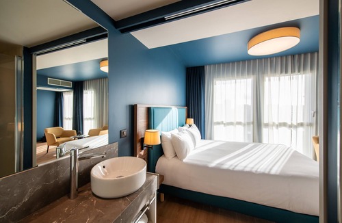 Madeleine-Champ de Mars Hotel | Hotel de la Cité