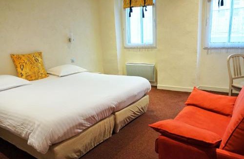 Aix-les-Bains City Center Hotel | Hotel de la Couronne