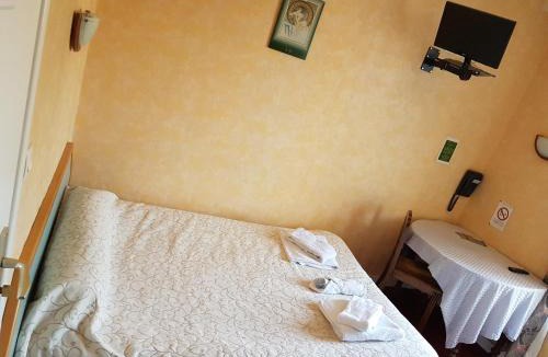 Dol-de-Bretagne Hotel | Hotel de la Gare