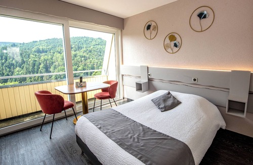 Le Tholy Hostel | Hotel De la Grande Cascade