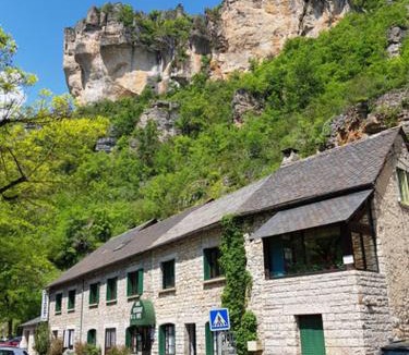 Hures-la-Parade Hotel | Hotel de la Jonte