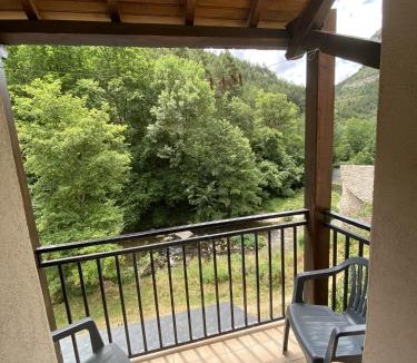 Hures-la-Parade Hotel | Hotel de la Jonte