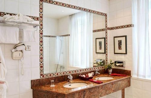 Boulogne-sur-Mer Hotel | Hotel De La Matelote