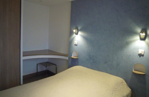 Bar-sur-Aube Hotel | HOTEL DE LA POMME D'OR