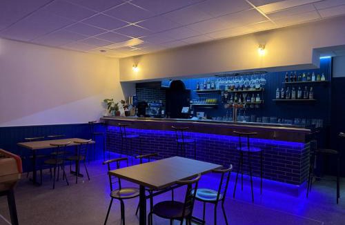 Espinasses Hotel | Hotel De La Poste