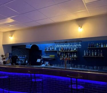 Espinasses Hotel | Hotel De La Poste