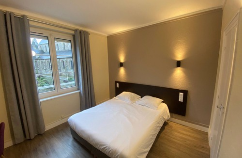 Mortain Hotel | Hotel de la Poste