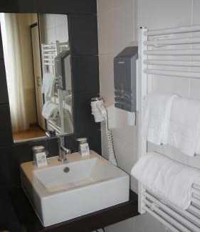 Downtown Hotel | Hotel De La Rade