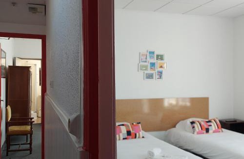 Saint-Regnobert-de-la-Cote-de-Nacre Hotel | Hotel de Normandie