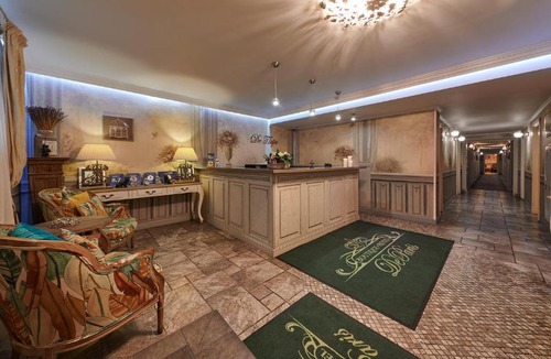 Central Administrative Okrug Hotel | Hotel De Paris