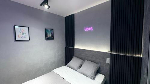 Quartier de la Folie-Mericourt Hotel | Hotel de Touraine Belleville
