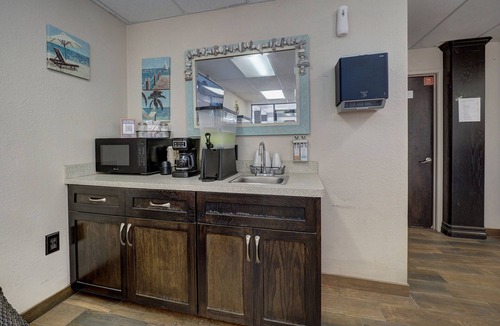 North Beach Hotel | Hotel De Ville