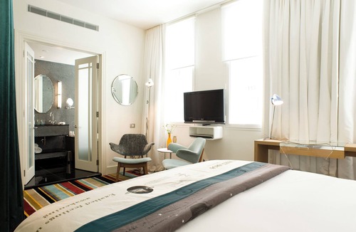 Auckland Central Business District Hotel | Hotel DeBrett