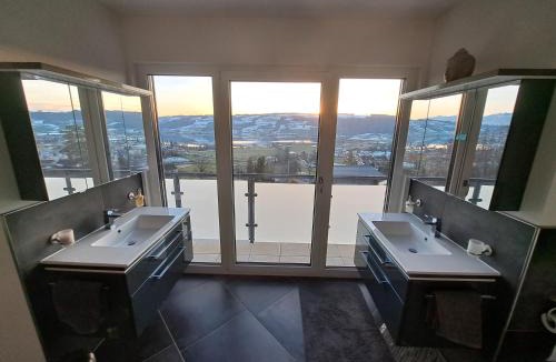 Hitzkirch Apartment | Hotel der Luxusklasse Whirlpool,Himmelbett
