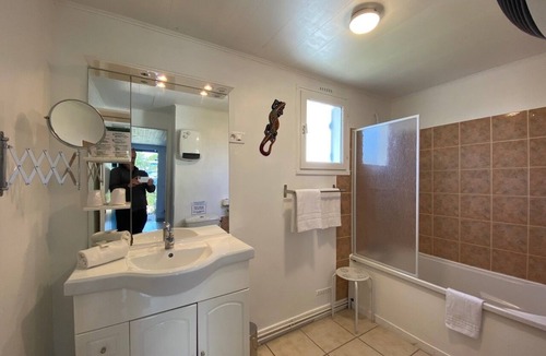 Aigues-Mortes Hotel | Hotel Des 4 Vents