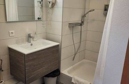 Seltz Hotel | Hotel des bois