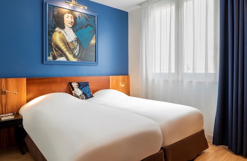 Notre-Dame Hotel | Hotel Des Lys