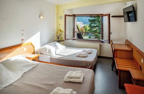 Pierrefitte-Nestalas Hotel | Hotel des Touristes