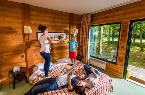 Plailly Hotel | Hotel des Trois Hiboux