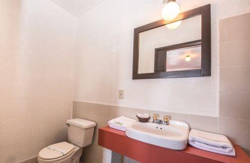 La Joya Hotel | Hotel Descanso Inn