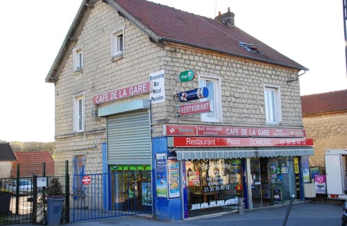 Mery-sur-Oise Hotel | HOTEL Dg