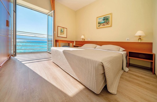 Baska Hotel | Hotel Dobrovit