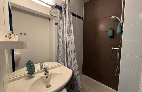 Sainte-Luce-sur-Loire Hotel | Hotel Dom Le Breton - Nantes Beaujoire, Porte de Sainte-Luce