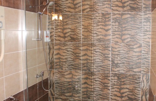 Ginasservis Hotel | Hotel du Bastier