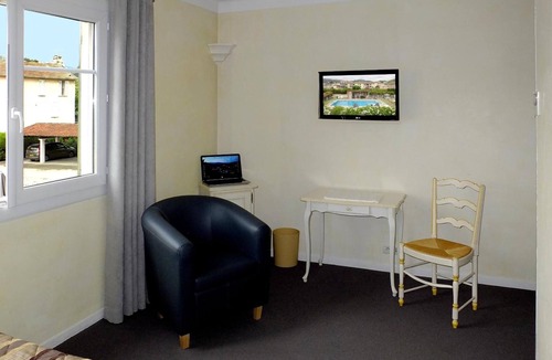 Pegomas Hotel | Hotel Du Bosquet