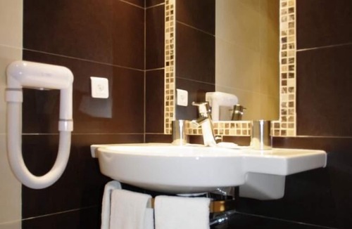 Pegomas Hotel | Hotel Du Bosquet