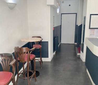 Luce Hotel | Hotel du Centre Lucé Chartres