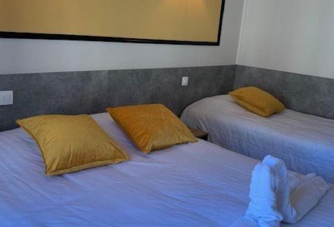 Tonnerre Hotel | Hotel du Centre - Restaurant le P'tit Gourmet