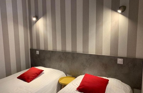 Tonnerre Hotel | Hotel du Centre - Restaurant le P'tit Gourmet