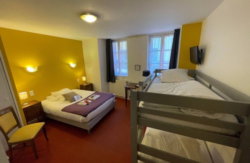 Vitre Hotel | Hotel du Chateau