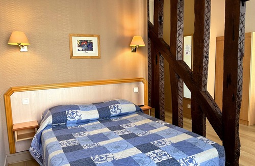 Notre-Dame Hotel | Hotel du Cheval Rouge