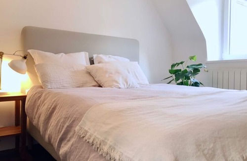 Semur-en-Auxois Hotel | Hotel du Commerce