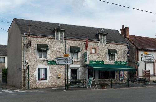 Lailly-en-Val Hotel | HOTEL DU CYGNE DE LA CROIX BLANCHE