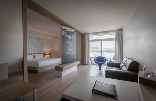 Thetford Mines Hotel | Hotel du Domaine, an Ascend Collection Hotel