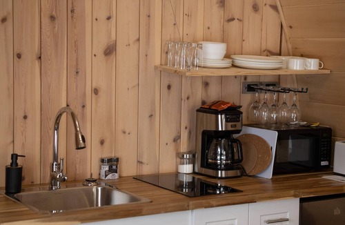 Thetford Mines Hotel | Hotel du Domaine, an Ascend Collection Hotel