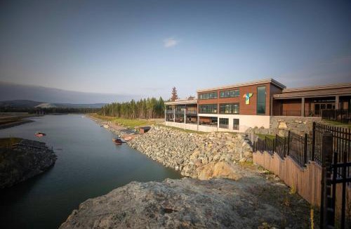 Thetford Mines Hotel | Hotel du Domaine, an Ascend Collection Hotel