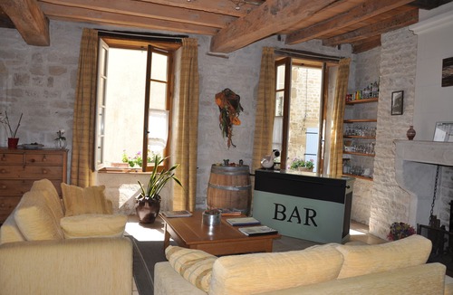 Aulnay Hotel | Hotel du Donjon