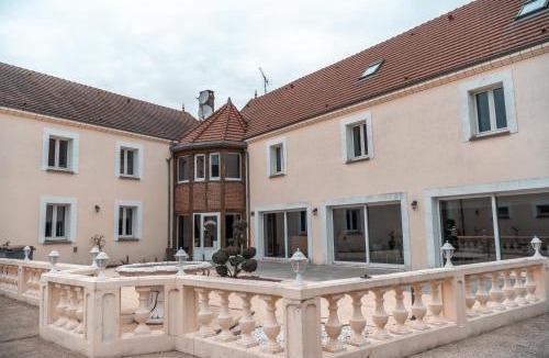 Voue Hotel | HOTEL DU MOULIN