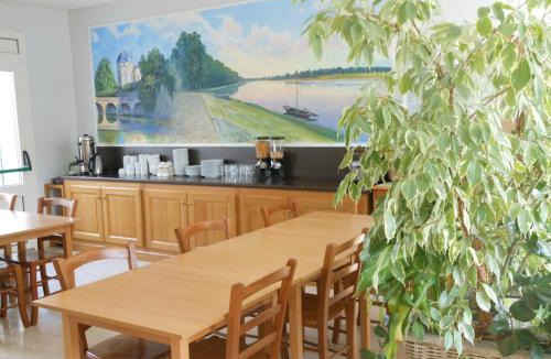 Chateauneuf-sur-Loire Hotel | Hotel du Parc